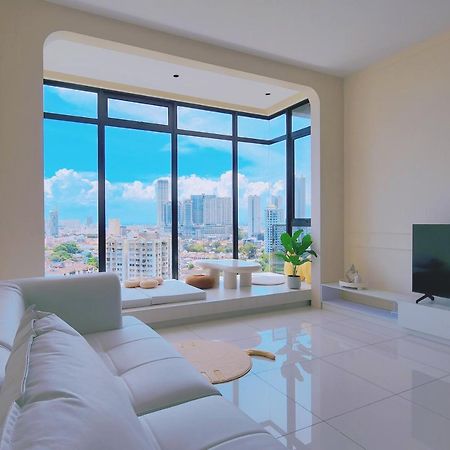 Skypool With Seaview 8Pax Beacon Executive Suites - Georgetown City Centre - 3Km To Komtar Экстерьер фото