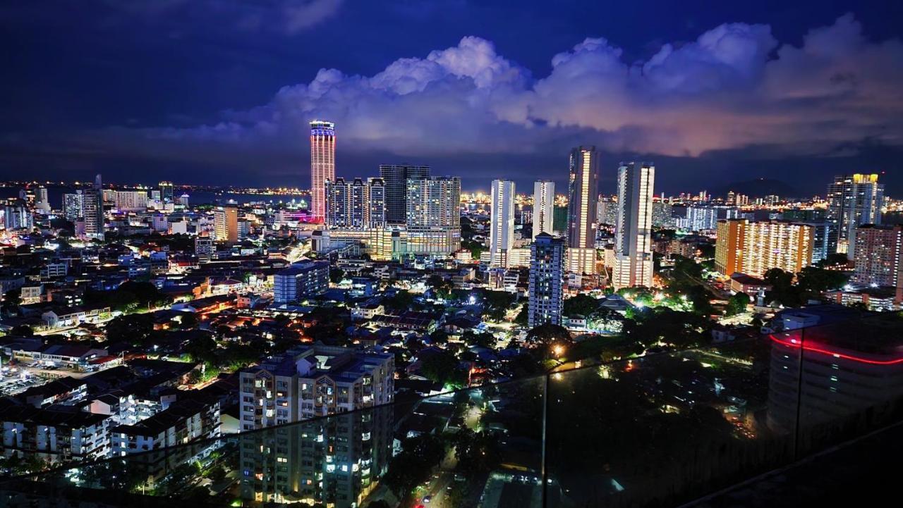 Skypool With Seaview 8Pax Beacon Executive Suites - Georgetown City Centre - 3Km To Komtar Экстерьер фото