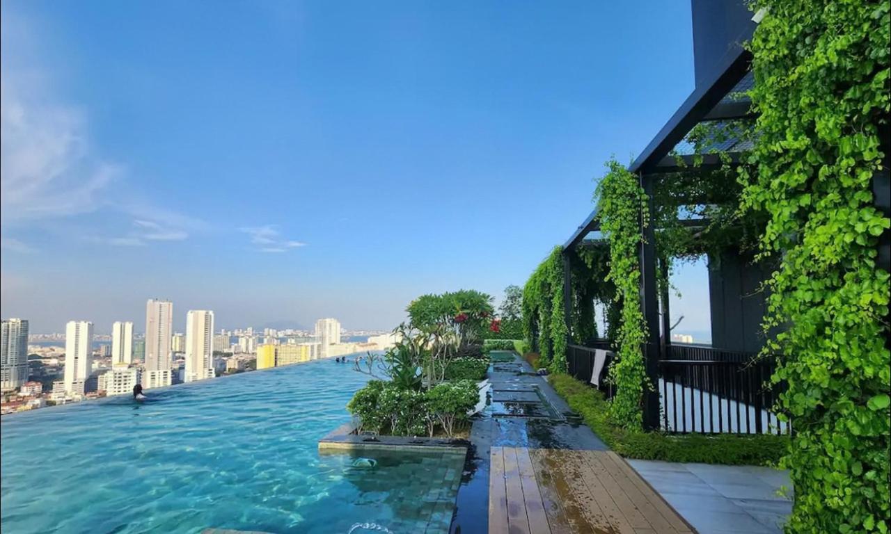 Skypool With Seaview 8Pax Beacon Executive Suites - Georgetown City Centre - 3Km To Komtar Экстерьер фото