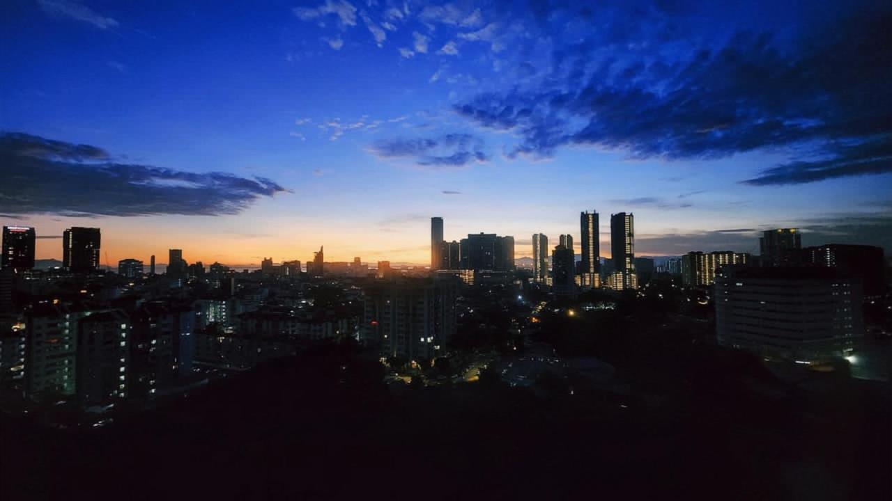 Skypool With Seaview 8Pax Beacon Executive Suites - Georgetown City Centre - 3Km To Komtar Экстерьер фото