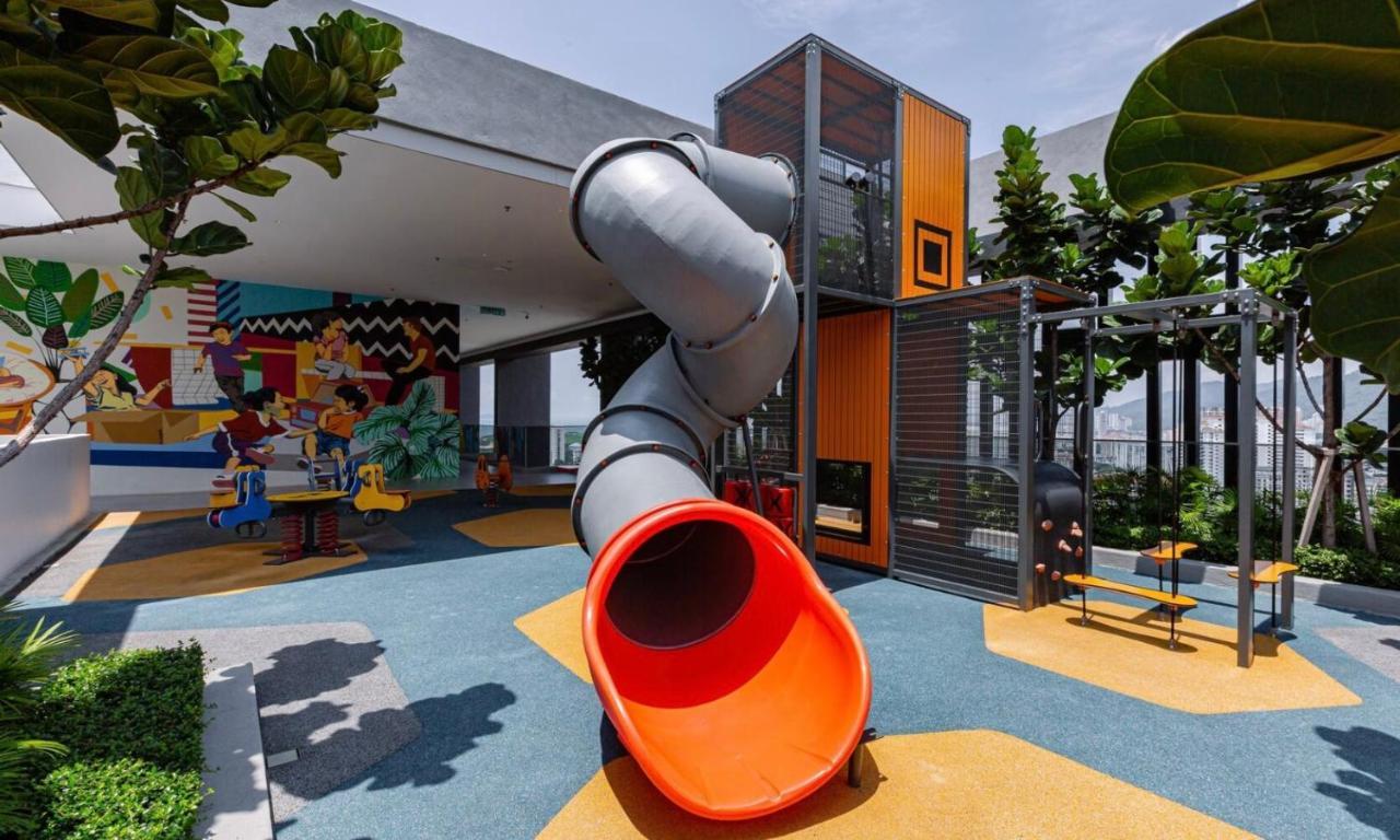 Skypool With Seaview 8Pax Beacon Executive Suites - Georgetown City Centre - 3Km To Komtar Экстерьер фото