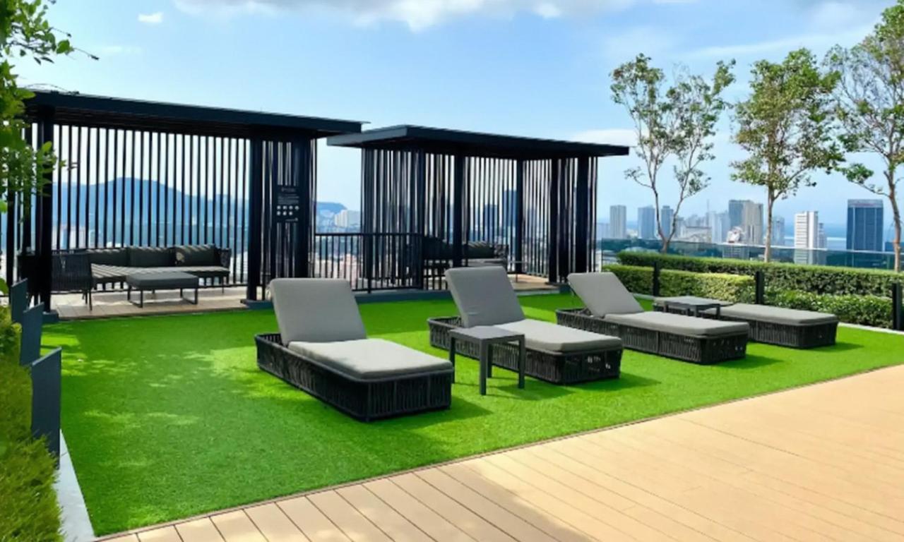 Skypool With Seaview 8Pax Beacon Executive Suites - Georgetown City Centre - 3Km To Komtar Экстерьер фото